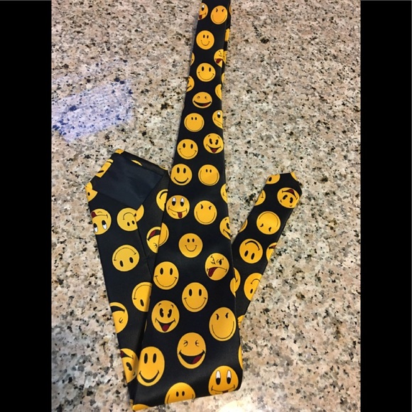 EMOJI TIE - Picture 1 of 2